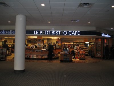 [Le P tit Bist O Cafe]